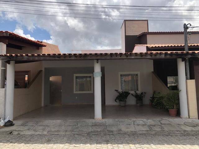 #135 - Casa para Venda em Feira de Santana - BA