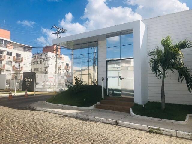 #361 - Apartamento para Venda em Feira de Santana - BA